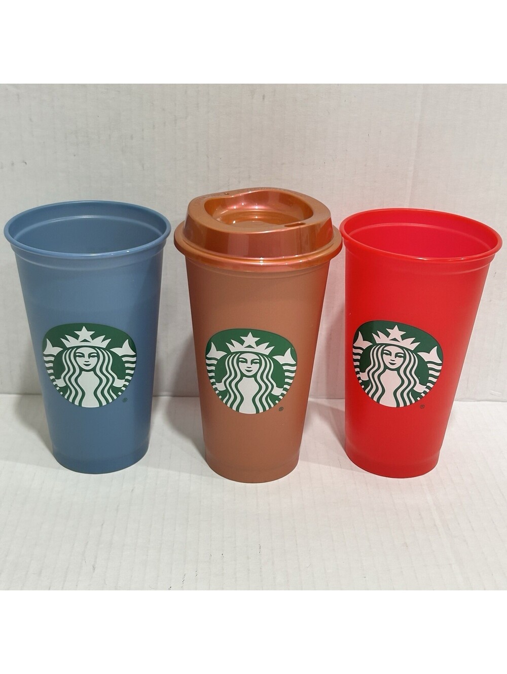 Starbucks Reusable Plastic Cups Bundle of 3 (1 Lid) Preowned